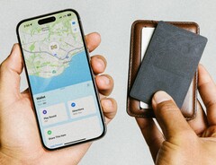 Nomad offers an AirTag in credit card format that can be charged via MagSafe. (Image: Nomad)