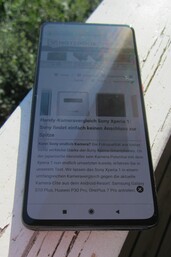 Using the Mi 9T outdoors in the sun