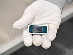 Intel Nova Lake CPUs are expected to utilize the cutting-edge Intel 18A process node, the same node used for Panther Lake chips. (Panther Lake chip sample pictured here). (Imager source: Intel)