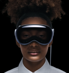 The EyeSight feature as advertised on Apple's website looks almost nothing like this in reality. (Image: Apple)