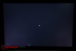 Minimal backlight bleeding