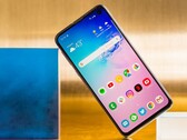 There may be no Galaxy S10e successor. (Source: Mashable)