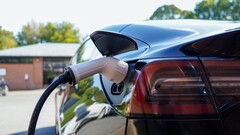 EV chargers to become obligatory for new or renovated homes in UK (image: myenergy on Unsplash)