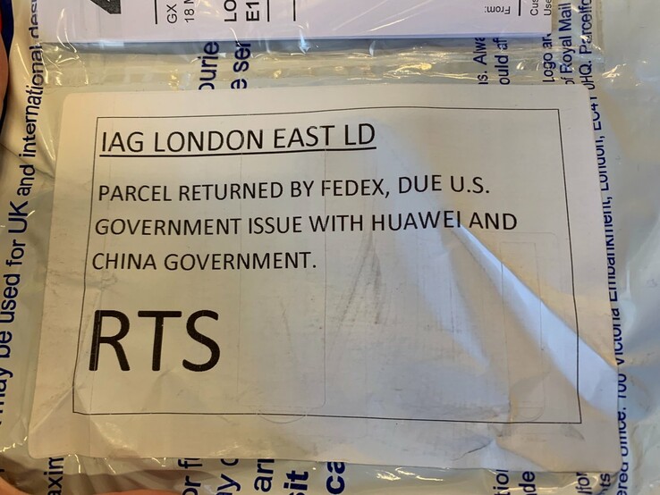 A shipping notice allegedly attached to a package by FedEx. (Source: Twitter)