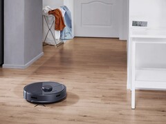 The Roborock S5 MAX robot vacuum cleaner and mop is currently on sale at Amazon and Walmart in the US. (Image source: Roborock)