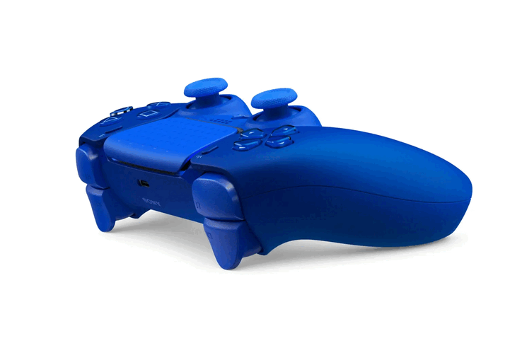 Sony's new Icon Blue Special Edition DualSense controller for PS5 (Image Source: PlayStation.Blog)