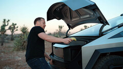 Cybertruck's hood sensor gets the banana test (image: Top Gear/YT)