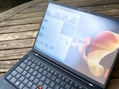The Lenovo ThinkPad X1 Carbon is a compact device with a reserved, functional aesthetic. (Image source: Notebookcheck)