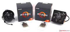 AMD Ryzen 5 2600X and Ryzen 7 2700X with their Wraith Spire and Wraith Prism box coolers. (Source: NotebookCheck)