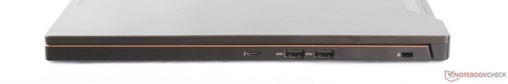 Right: USB Type-C + Thunderbolt 3, 2x USB 3.0, Kensington Lock