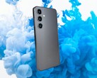Samsung released the Galaxy S24 series on January 31, 2024. (Source: Notebookcheck, Pawel Czerwinski on Unsplash, edited)
