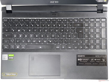 Aero 15 OLED XC - Keyboard