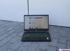The HP Gaming 16 in the shade