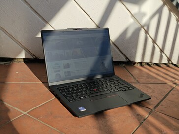 Outdoor (sunny)