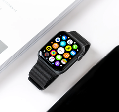 Apple has certified eight new smartwatches with the EEC. (Image source: Daniel Korpai)