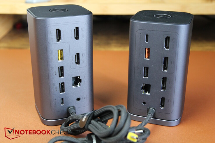 The connections at the back: MAC on the left, WIN on the right