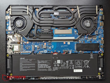 Asus TUF Gaming A16: Internals