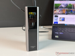 Cuktech 15 Ultra charging a notebook
