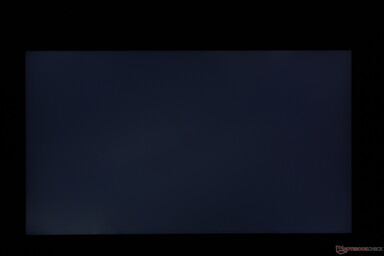 Slight uneven backlight bleeding along bottom left corner