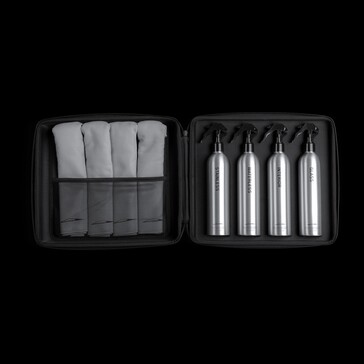 Cybertruck cleaning set