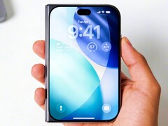 iPhone Ultra/Fold concept image.