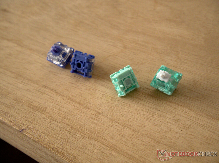 Iqunix Star Trail magnetic switches (left) and Gateron Magnetic Jade Pro switches (right) compared. Notice the open bottoms on the Star Trails. 