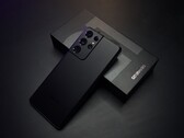 In future, the likes of the Galaxy S21 Ultra could receive major software updates even more quickly. (Image source: Anh Nhat)