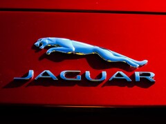 Jaguar switches to electric cars and presents its first concept car, the Type 00. (Image source: Pixabay / BJB_Photos)