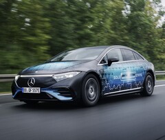 The electric Mercedes EQB completed a 750-mile test drive on a singel charge (Image source: Mercedes Benz)