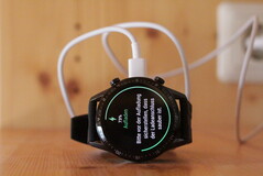 Charging the Watch GT 2