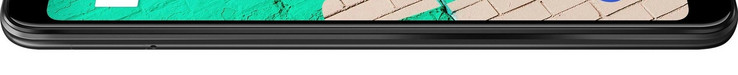 Left: SIM/microSD card slot