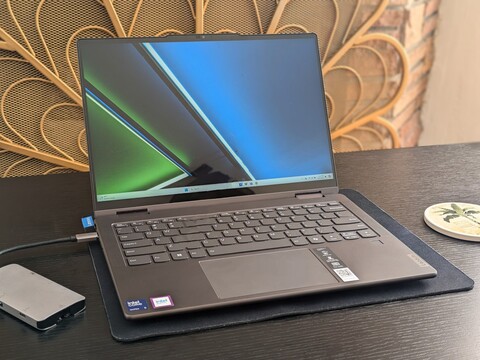 Lenovo Yoga 7 2-in-1 14IML9 convertible review: Classy for under $700