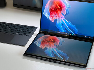 Asus Zenbook Duo OLED