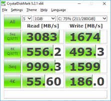 CrystalDiskMark