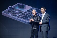 Hon Hai Chairman Liu Yangwei and Nvidia CEO Jensen Huang (Image Source: UDN)