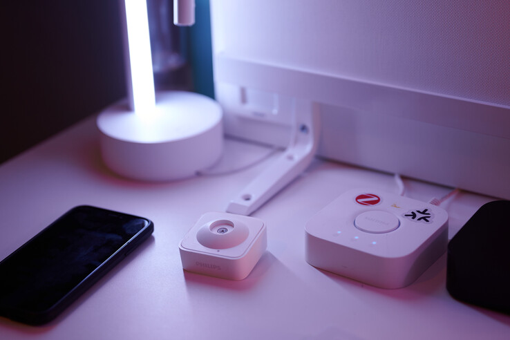 Philips Hue Bridge will support Matter starting in early 2023. (Photo: Andreas Sebayang/Notebookcheck.com)