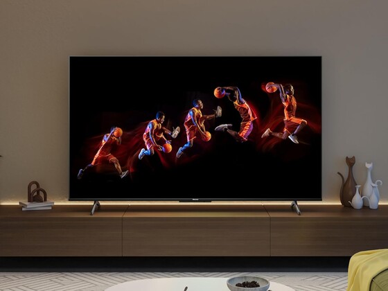 Hisense U6 in living room (Image source: Amazon)