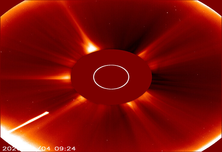An image showing comet C/2026 A1 (MAPS) heading toward the Sun.