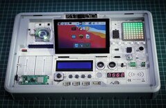 The new CrowPi 3 platform is powered by the Raspberry Pi 5 (Image source: Elecrow)