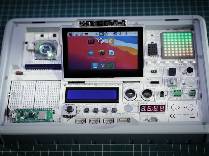 CrowPi 3: Raspberry Pi 5-based Al learning and development station