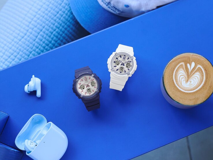 The Casio G-Shock Baby-G BGA-2800-2A2 (left) and BGA-2800-7A3 (right) watches