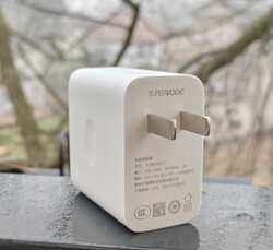 The Find N5 charger