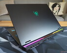 The Acer Predator Helios 18 is a powerful RTX 4090 laptop and is now on sale with a big discount (Image source: Florian Glaser)