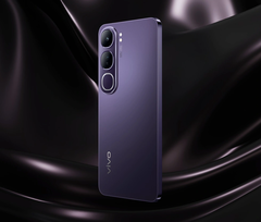 Vivo&#039;s Y300 features Aura Light functionality in addition to the dual-LED flash (Image source: Vivo)