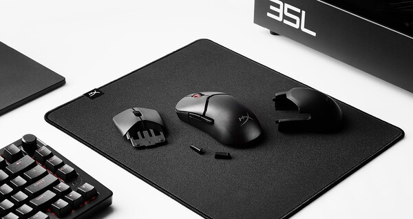 The HyperX Pulsefire Saga Pro is a wireless gaming mouse. (Image source: HyperX)