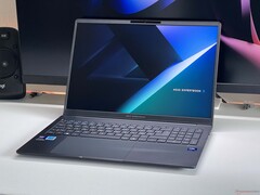 Asus ExpertBook B5 B5605 review: With Arrow Lake and 144 Hz display to the executive floor?