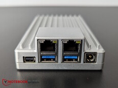 Front: 2x 2.5 GbE, 2x USB 3.1, Mini-DP, power