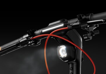 The Segway Max G3 Plus electric scooter has a 6-watt auto-on headlamp.