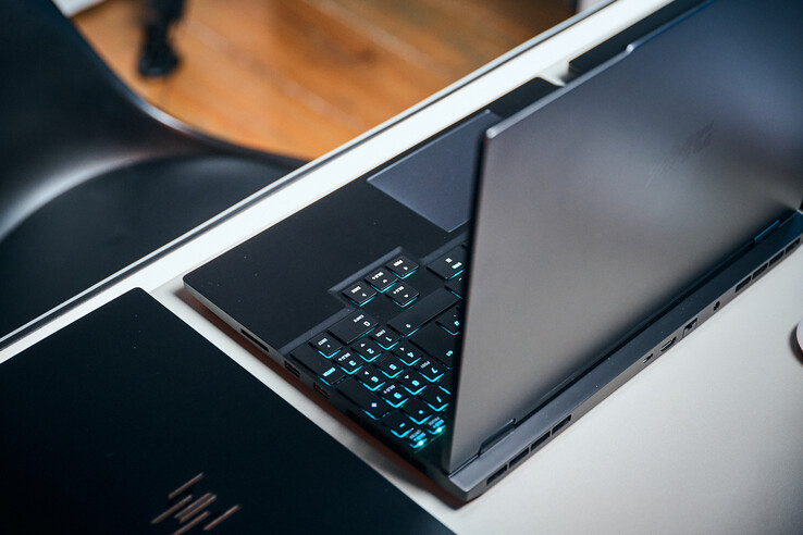 Save for the keyboard, there is no RGB anywhere on the XMG barebones.