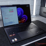 Asus ZenBook 14 Ultralight UX435, i7 - Notebookcheck.net External